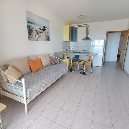 Apartament Lo - With Swimming Pool *